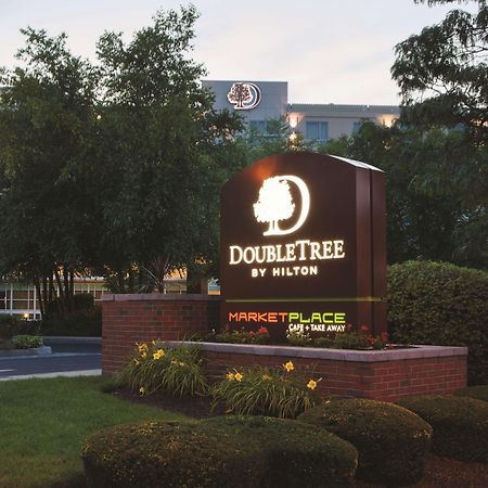 Doubletree By Hilton Hotel Boston Bayside Ngoại thất bức ảnh