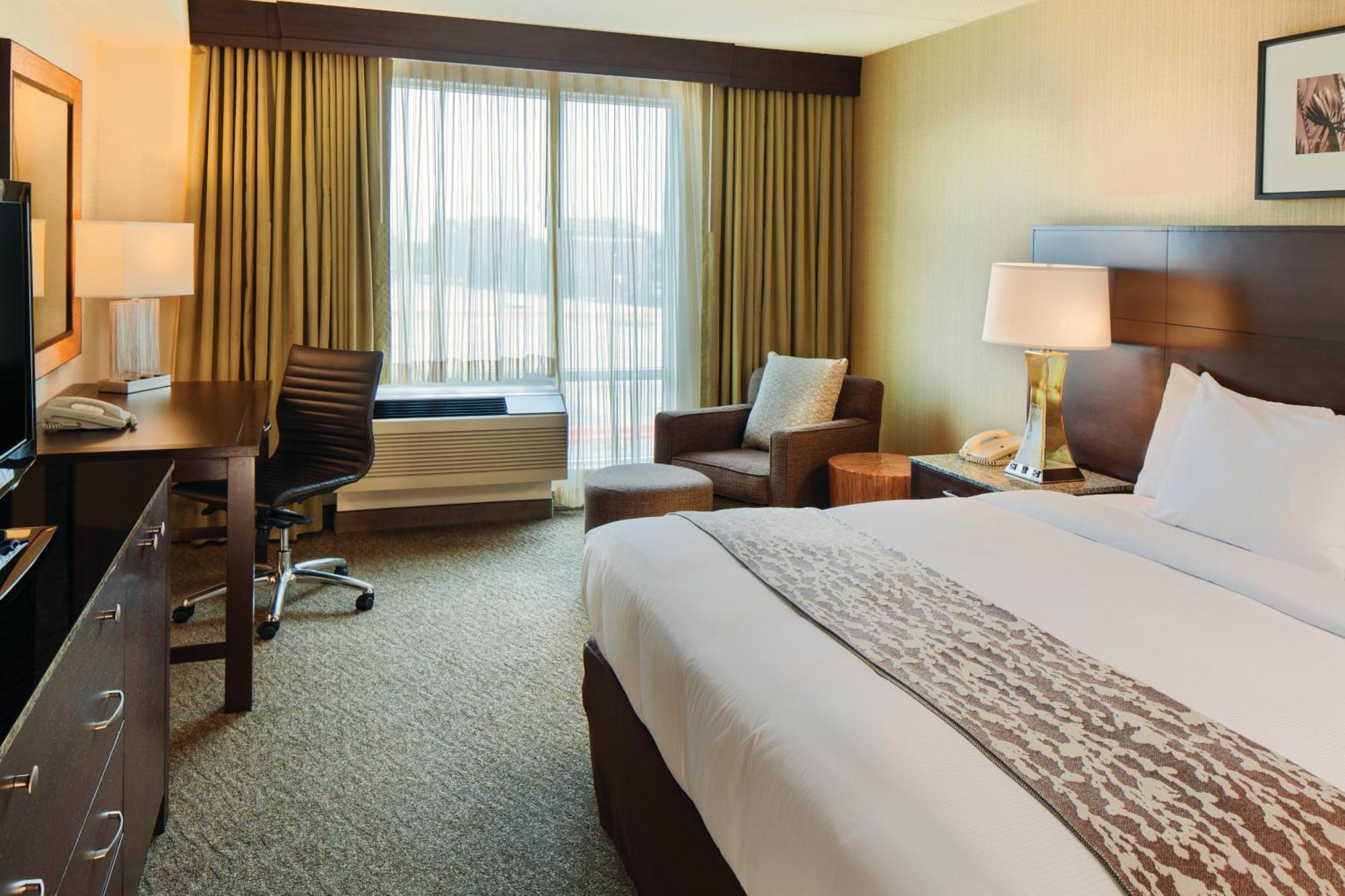 Doubletree By Hilton Hotel Boston Bayside Ngoại thất bức ảnh